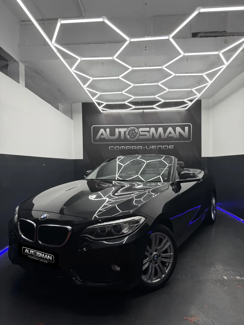 BMW Serie 2 218i 2015 Gasolina Negro - Vista lateral